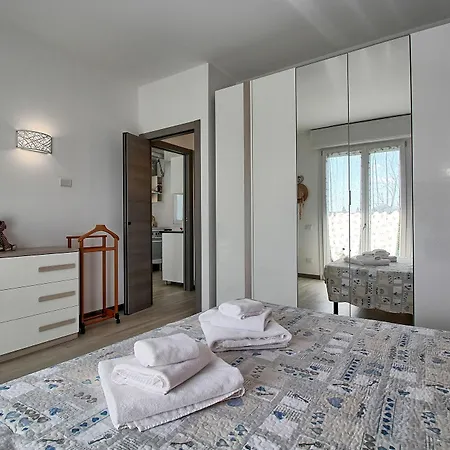 Zazzi House Apartment