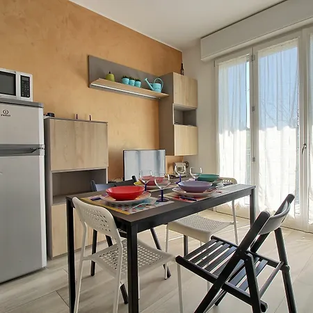 Apartment Zazzi House Camnago Volta